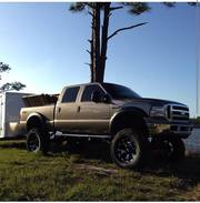 2005 Ford F-250XLT 129000 miles